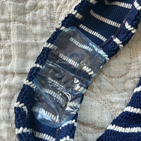 NWT Bundle 🛥️ Hunza G Striped Gigi Bikini and Scrunchie Matching set! - Picture 6 of 10